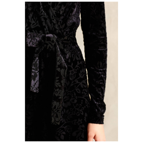 Anthropologie Saylor Black Velvet Elegant Romper - Picture 3 of 3